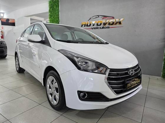 HYUNDAI HB20S 1.6 COMFORT PLUS 16V FLEX 4P AUTOMÁTICO HYUNDAI HB20S 1.6 COMFORT PLUS 16V FLEX 4P AUTOMÁTICO